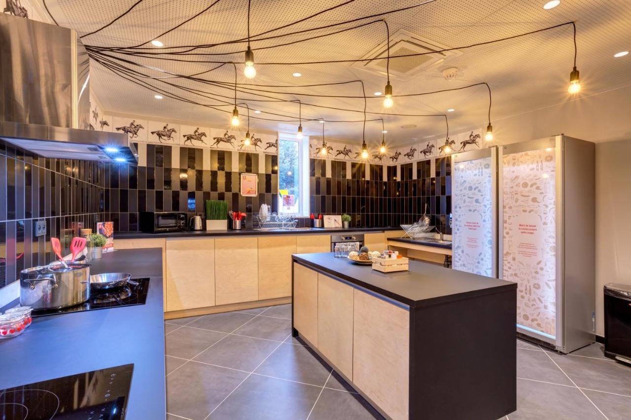 Meininger Hotel Lyon Centre Berthelot Esterno foto