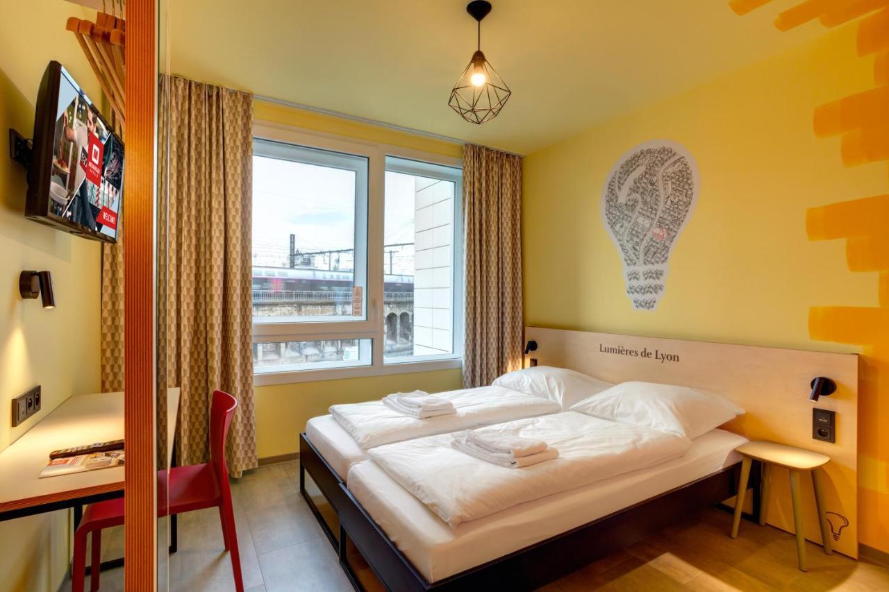 Meininger Hotel Lyon Centre Berthelot Esterno foto