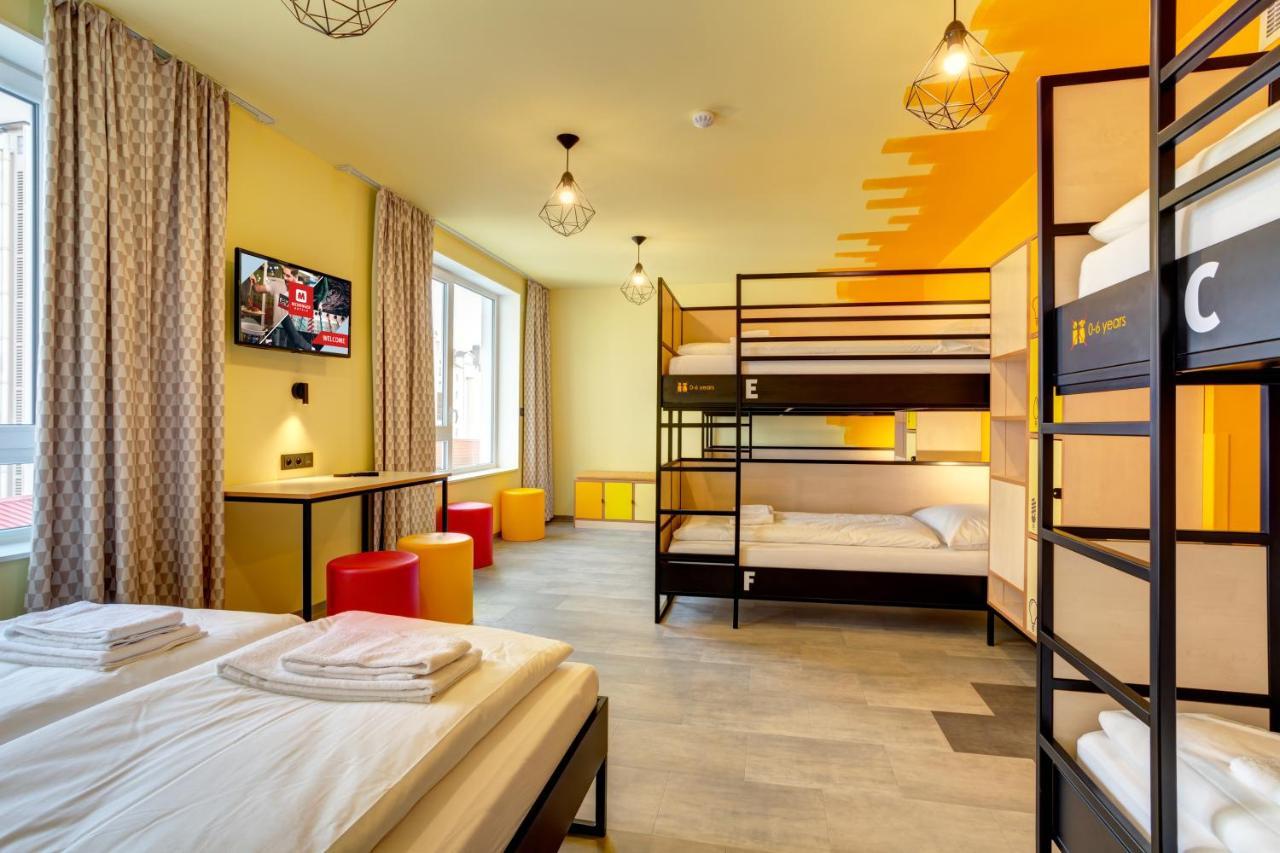 Meininger Hotel Lyon Centre Berthelot Esterno foto